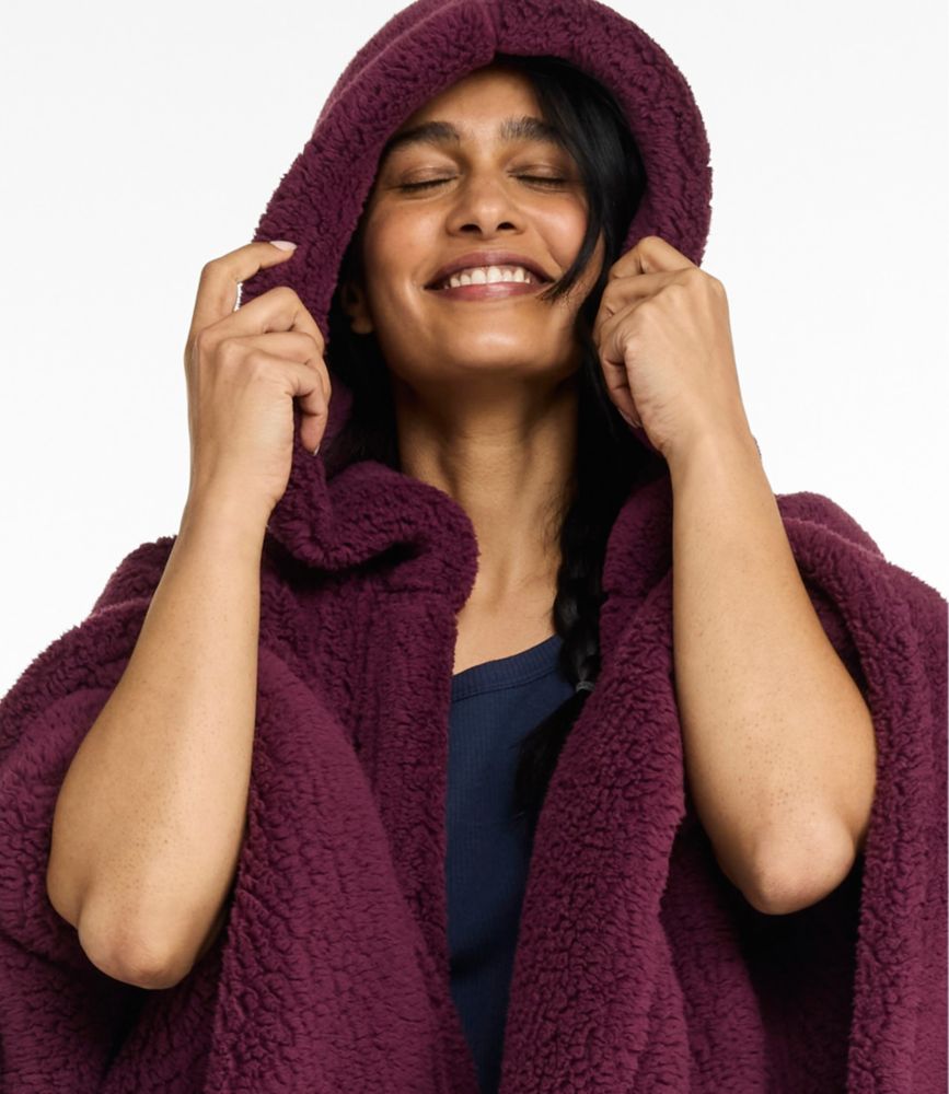 Cozy Sherpa Wearable Throw